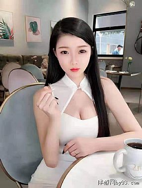 泿