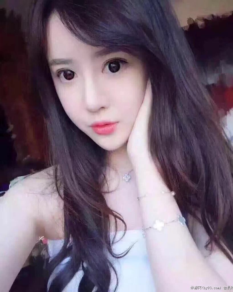 Ů