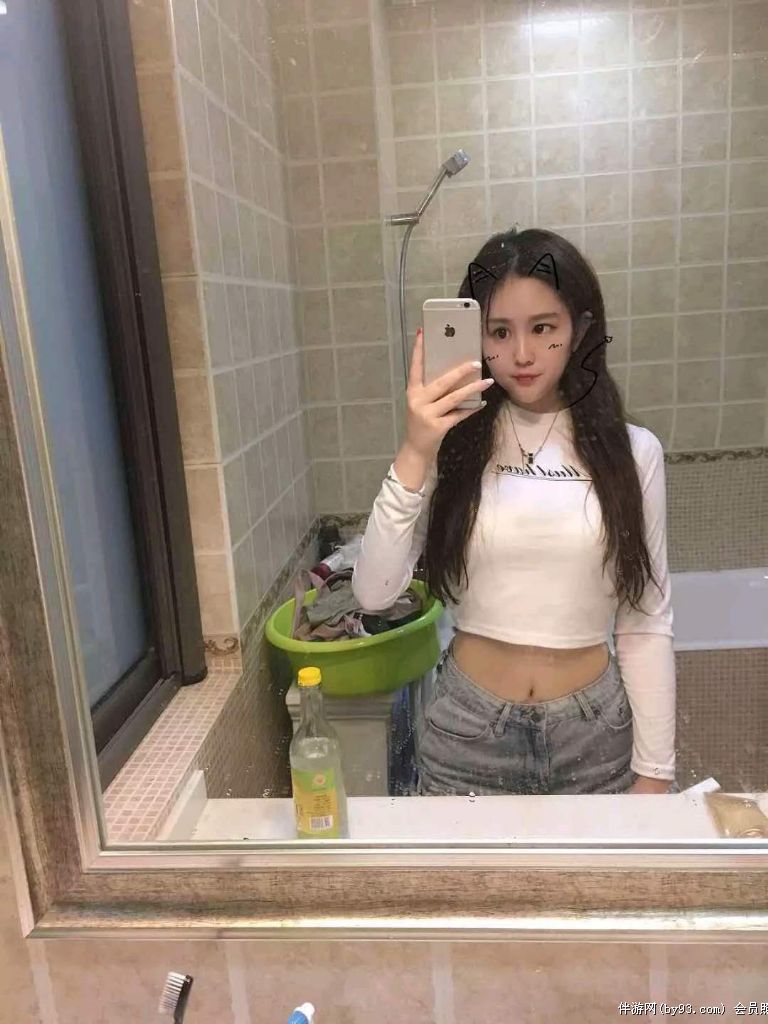 Ϻ