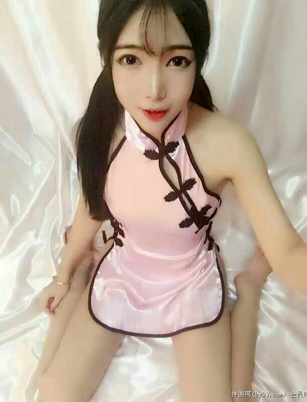 Ϻ