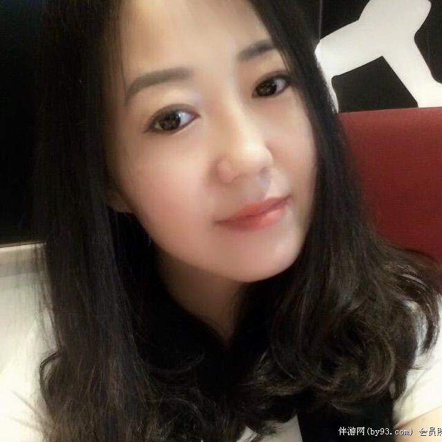泿