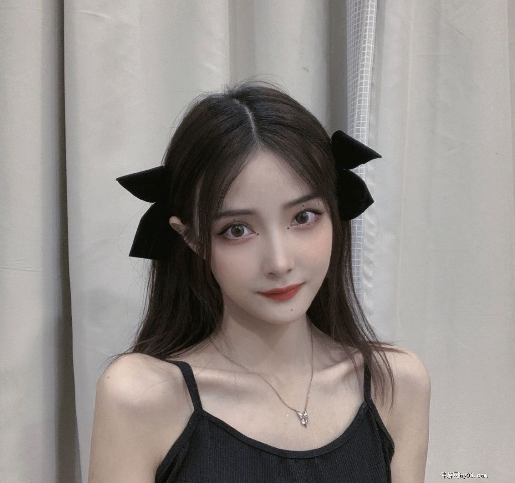 Ϸ
